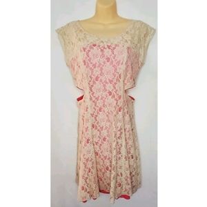 NWT Women dELIA*S Cream Lace Pink Lining  Side Cut Out Dress Size 9 10